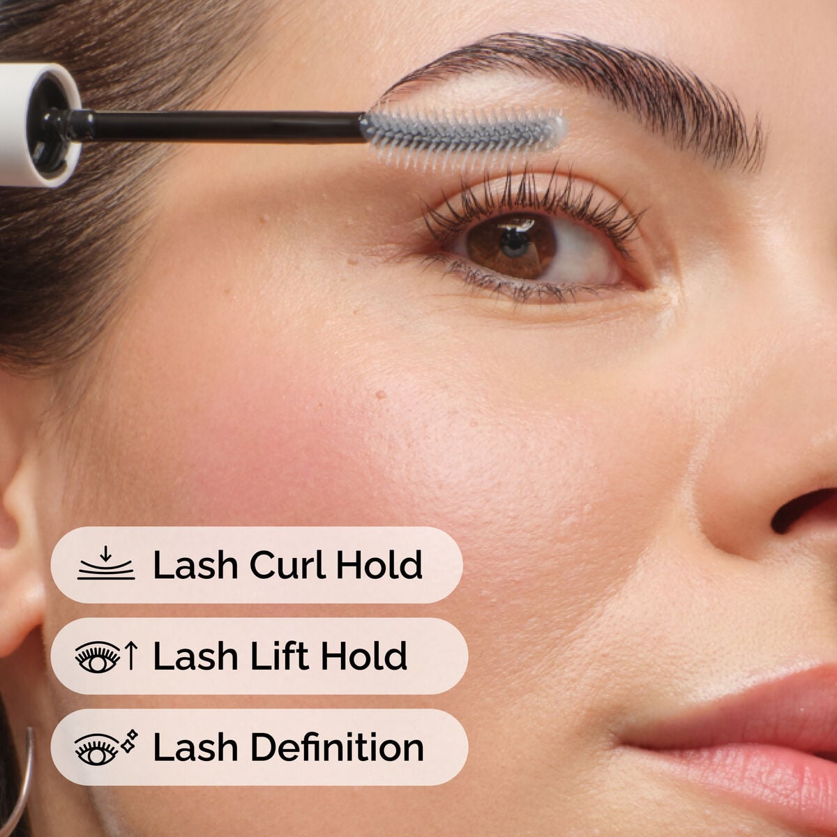 lash-curl-finisher-r6 ord-lash-curl-finisher-model-application-with-benefits.jpg