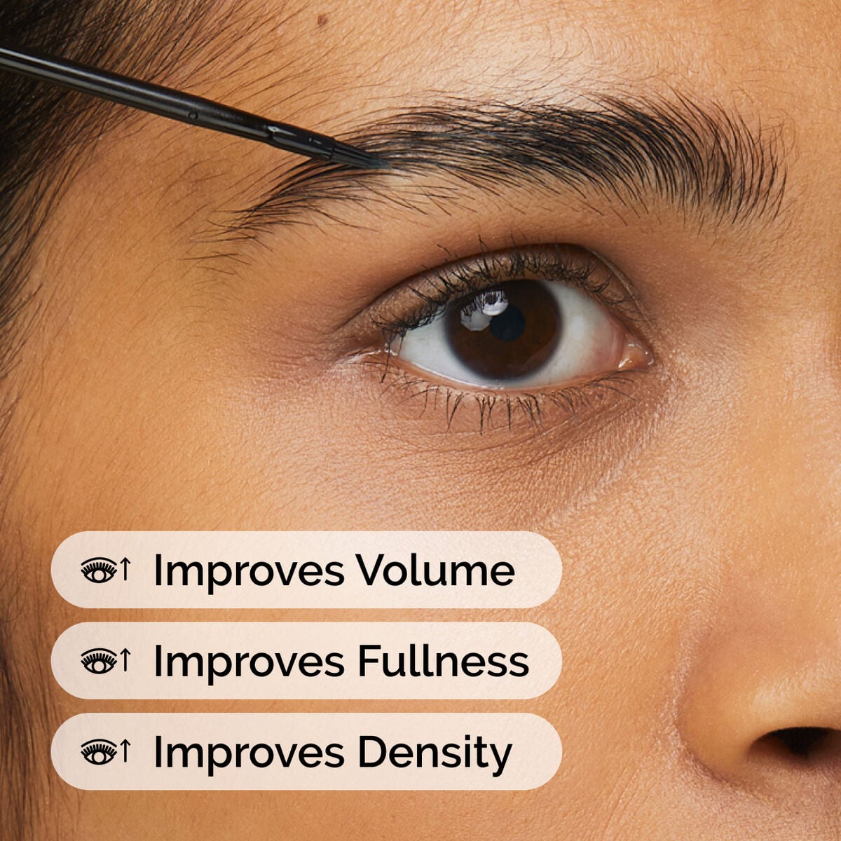 multi-peptide-lash-and-brow-serum-m4 ord-multi-peptide-lash-brow-model-application-with-benefits.jpg